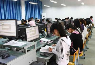 The Inventors of the Computer: Pioneering Minds Behind Modern Computing